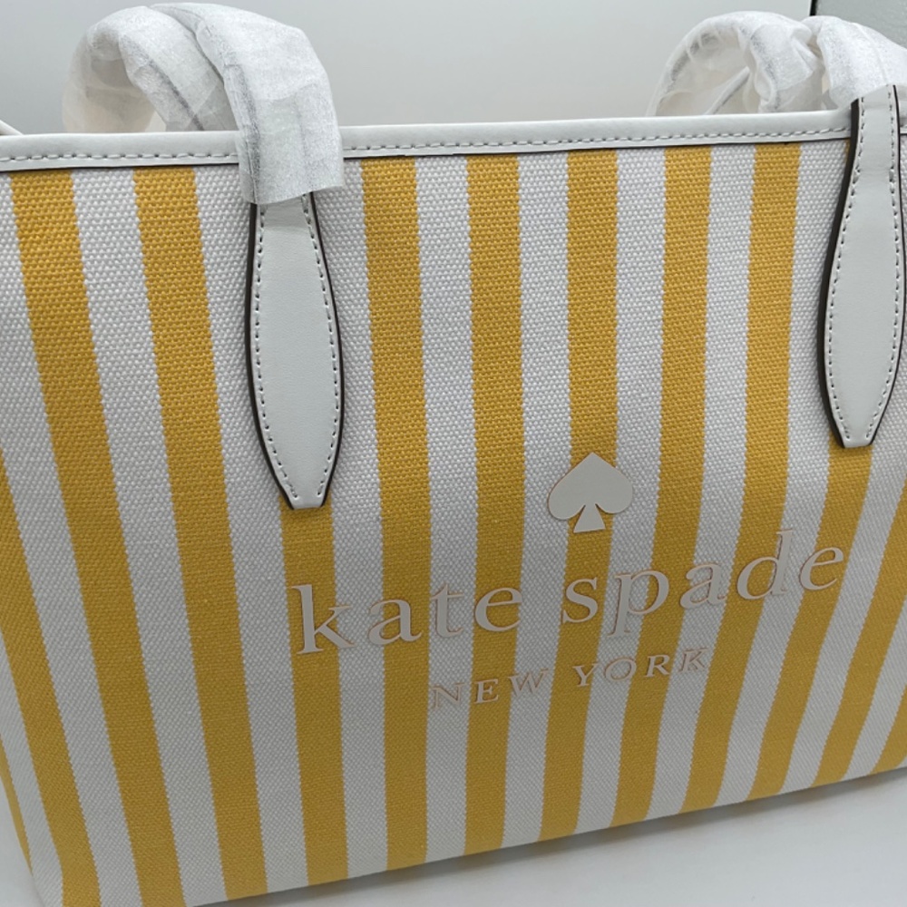 Kate Spade Street Stripe Tote Bag with matching pouch - Picture 3 of 16